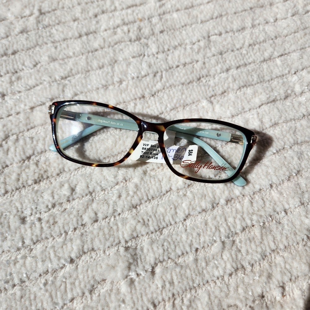 Sally Hansen glasses